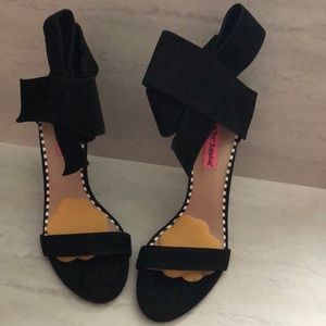 Betsey Johnson Friskyy Ankle Bow Dress Sandal